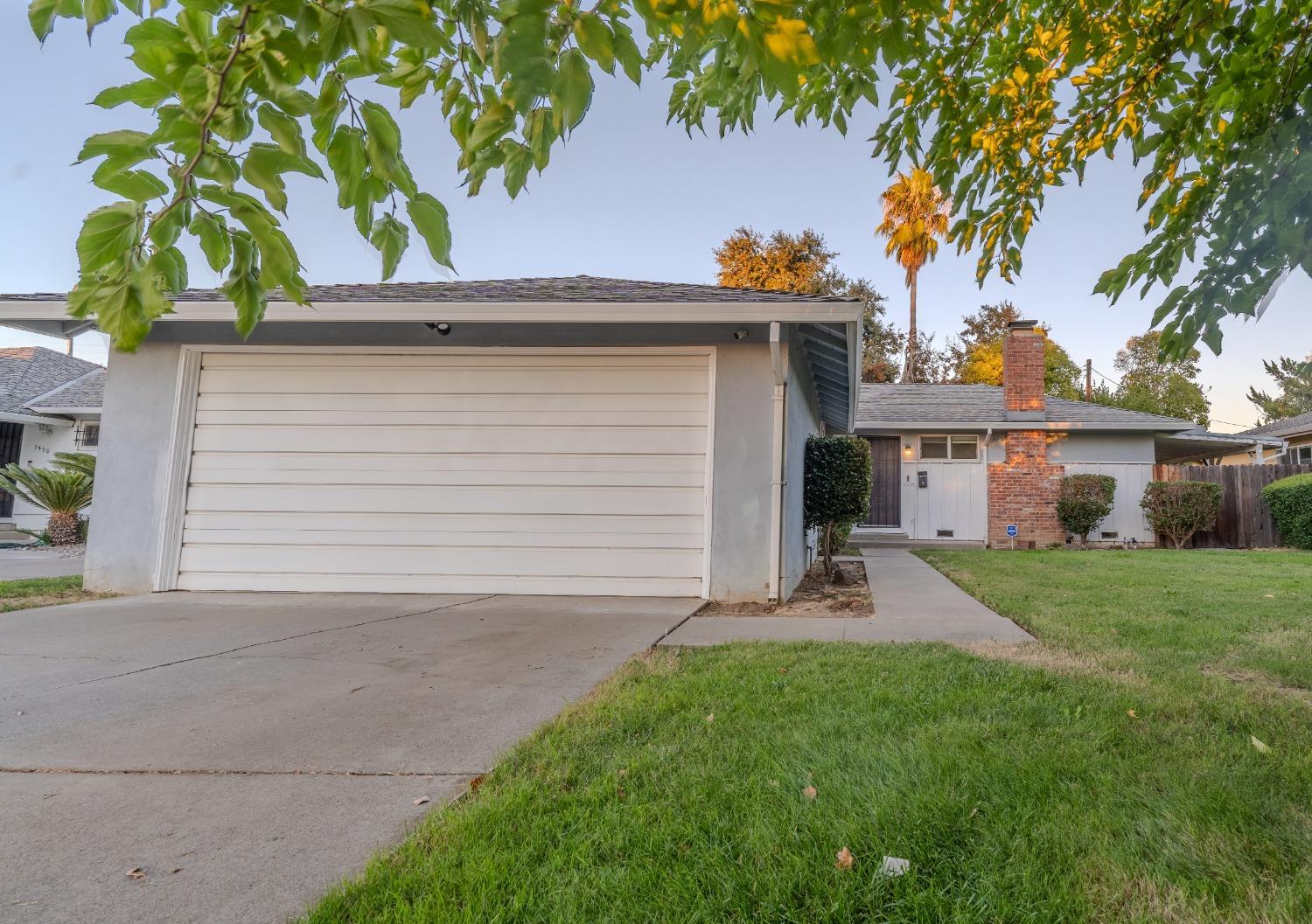 1540 Wakefield, 224087843, Sacramento, Single Family Residence,  for sale, Johnny Stockert, Royal Real Estate