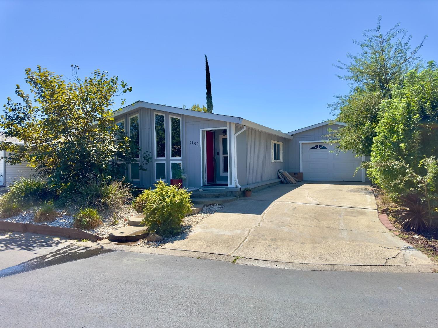 6100 Mame, 224092676, Citrus Heights, Double Wide,  for sale, Johnny Stockert, Royal Real Estate